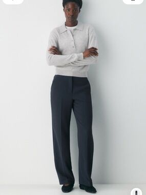 NWT Aritzia Women's Dark Navy Straight-Leg Trousers